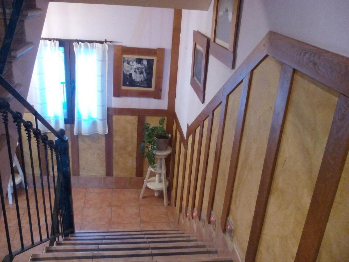 Bed and Breakfast Puerta Al Duraton Sebúlcor Zewnętrze zdjęcie