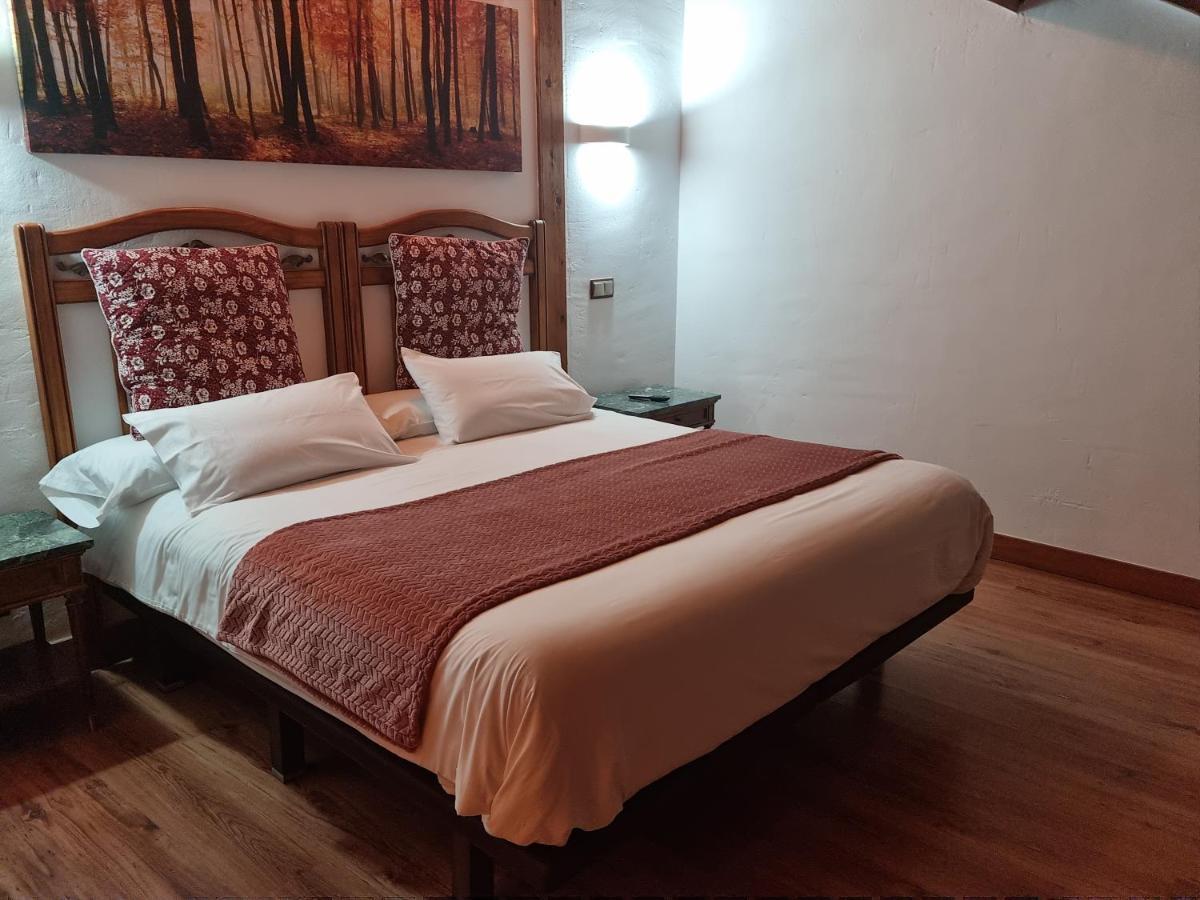 Bed and Breakfast Puerta Al Duraton Sebúlcor Zewnętrze zdjęcie